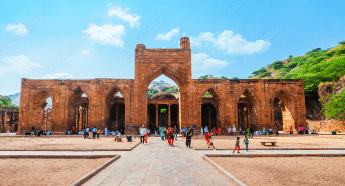 Adhai Din Ka Jhopra ancient monument taxi visit in Ajmer